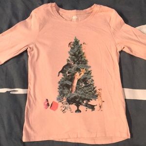 Girl’s Med Light Pink Old Navy L/S Shirt - Cats Decorating Xmas Tree *Like New*